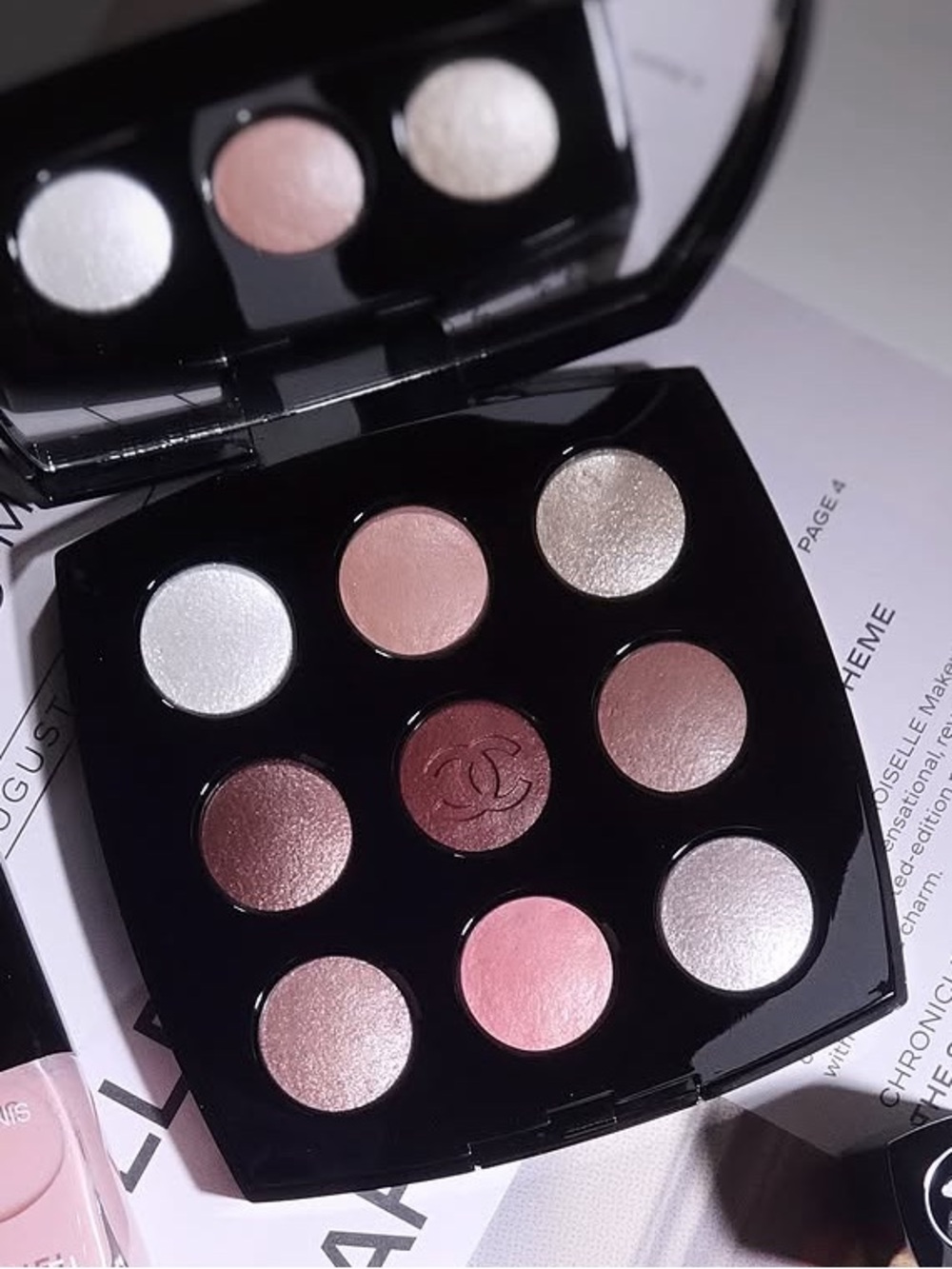 CHANEL Oversized Eyeshadow Palette #587 THE NEW SMOKY